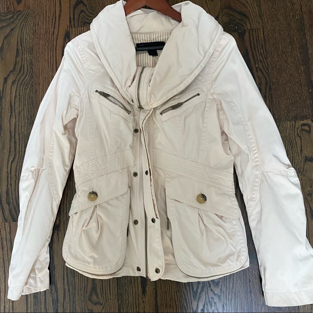 Marc Jacobs beige jacket with zipper and large packets